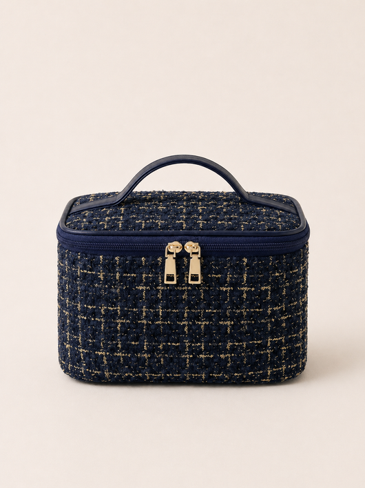 The Signature Keep Vanity Case in shade Marine