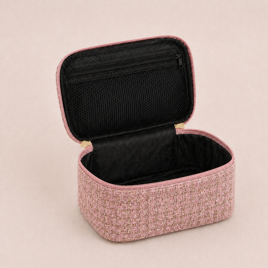The Signature keep in Shade Blush rose  with open lid.